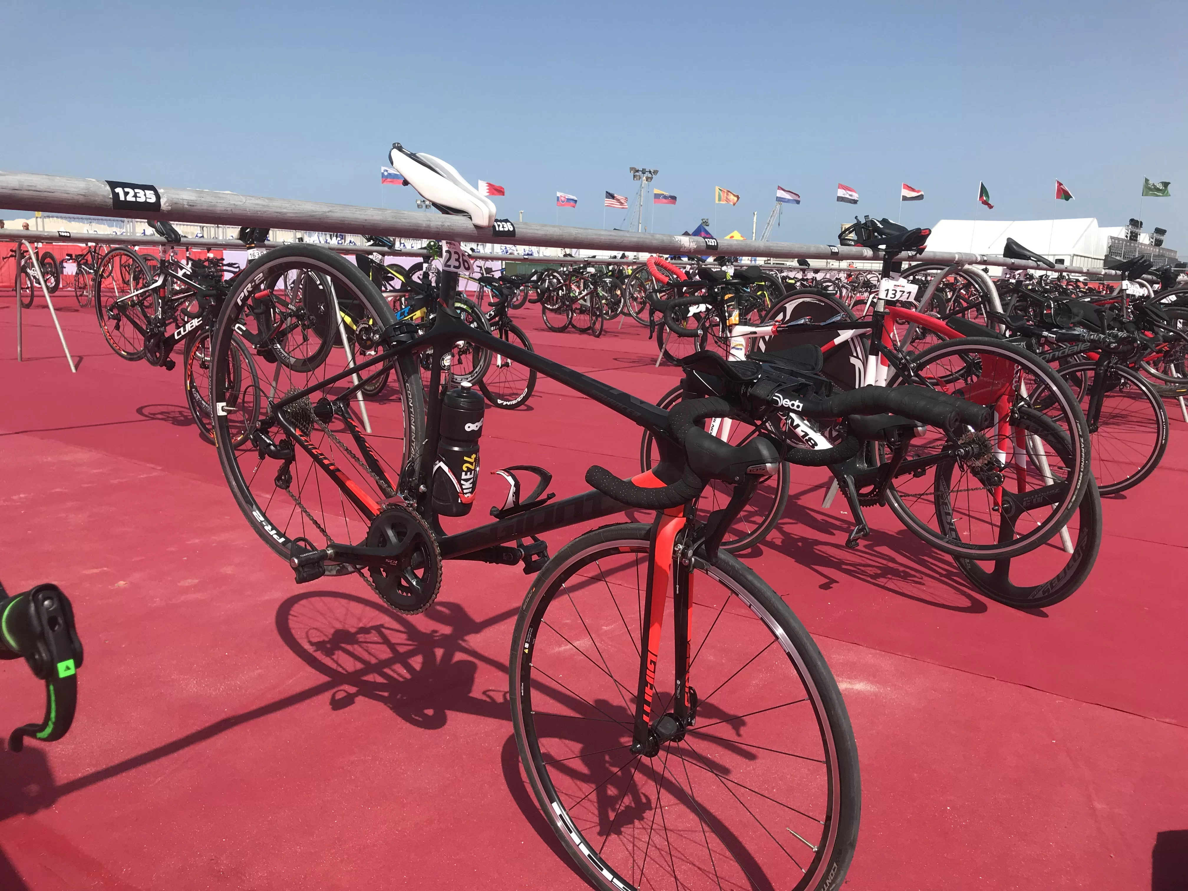 Транзитная зона Ironman 70.3 Dubai